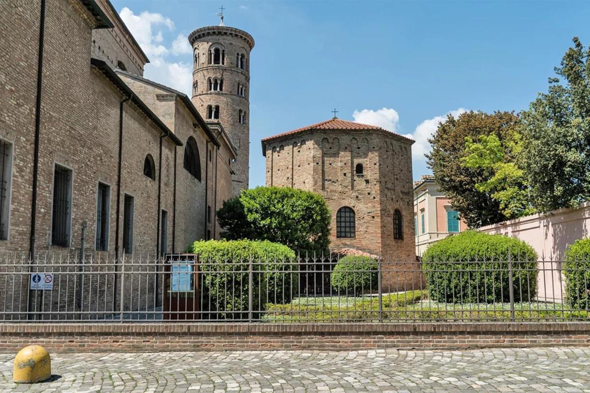 Luxury Private Home - City Center Ravenna Eksteriør billede